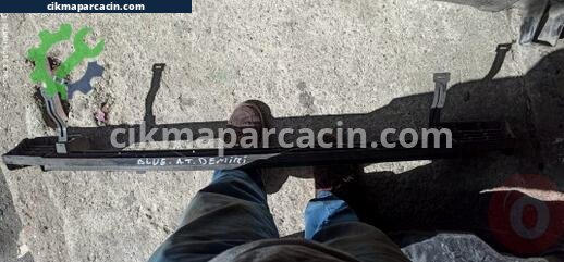 Hyundai Accent Arka Tampon Demiri çıkma parça