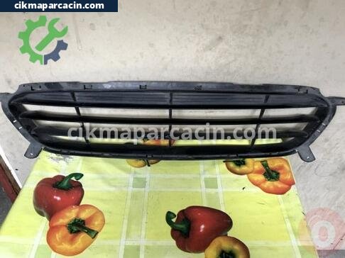 Hyundai Accent Tampon Izgarası çıkma parça