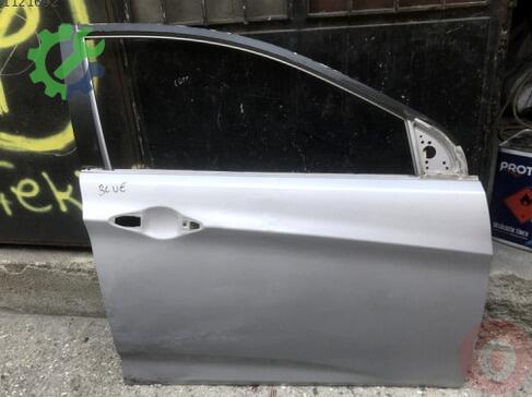 Hyundai Elantra Sağ Ön Kapı çıkma parça