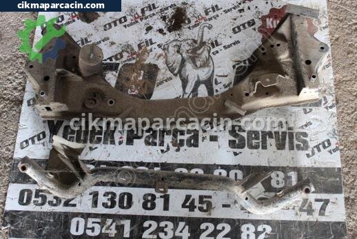 BMW 5 Serisi Ön Travers çıkma parça