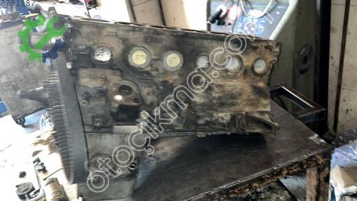 BMW 5 Serisi Yarım Motor çıkma parça