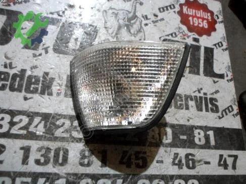 BMW 1 Serisi Sinyal çıkma parça