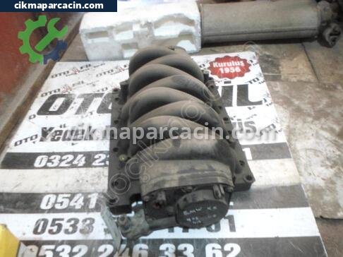 BMW X5 Emme Manifoldu çıkma parça