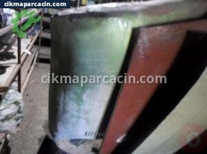 BMW YEŞİL KAPUT ÇIKMA