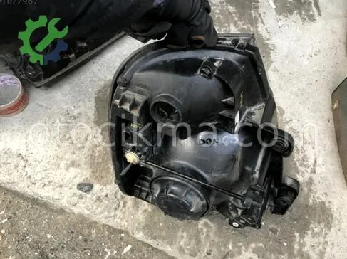 Kia Bongo Sol Ön Far çıkma parça
