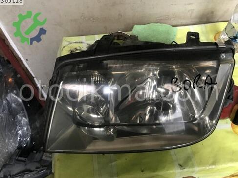 Volkswagen Bora Far çıkma parça