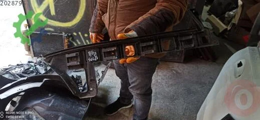 Volkswagen Bora Tampon Braketi çıkma parça