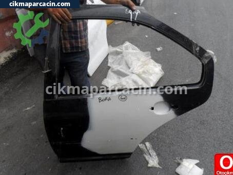Volkswagen Bora Sol Ön Kapı çıkma parça