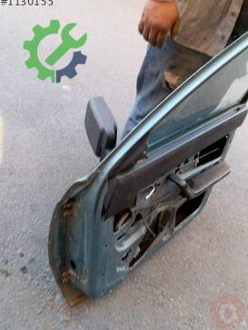 Renault R 19 Sağ Ön Kapı çıkma parça