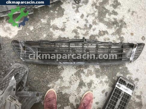 Citroen C4 Tampon Izgarası çıkma parça
