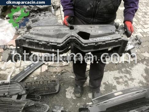 Citroen C4 Panjur çıkma parça