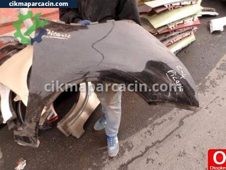 Citroen C4 Sağ Ön Çamurluk çıkma parça
