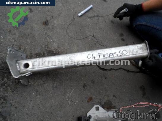Citroen C4 Tampon Demiri çıkma parça