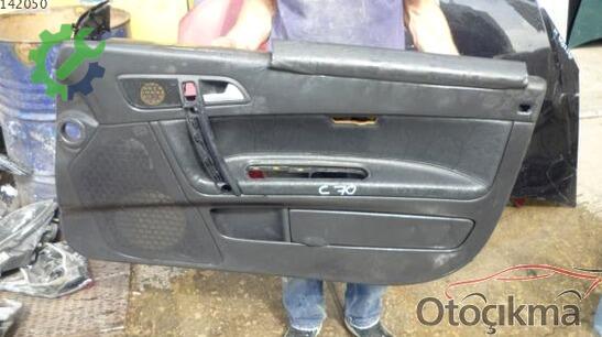 Volvo C70 Kapı Döşemesi çıkma parça