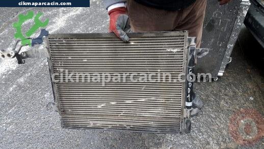 Volkswagen Caddy Klima Radyatörü çıkma parça