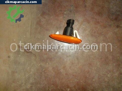 Opel Astra Sinyal çıkma parça