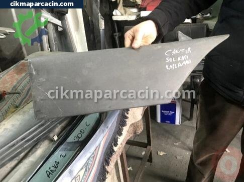Mitsubishi Canter Kapı Çıtası çıkma parça