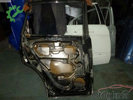 Chevrolet Captiva Sol Arka Kapı çıkma parça