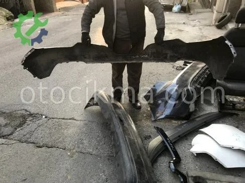 Renault Captur Ön Tampon çıkma parça