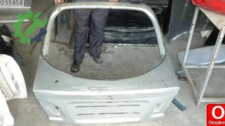 Mitsubishi Carisma Bagaj çıkma parça
