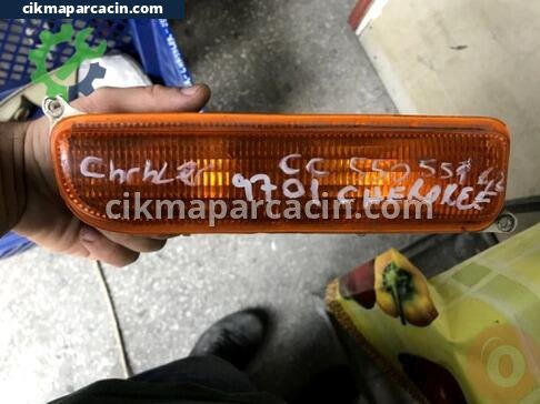 Jeep Cherokee Sinyal çıkma parça