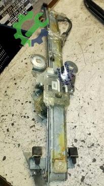 Chrysler Voyager Sağ Ön Cam Krikosu çıkma parça