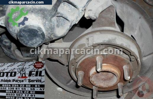 Chrysler Voyager Arka Dingil çıkma parça