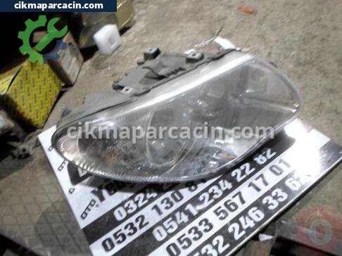 Chrysler Voyager Sağ Ön Far çıkma parça