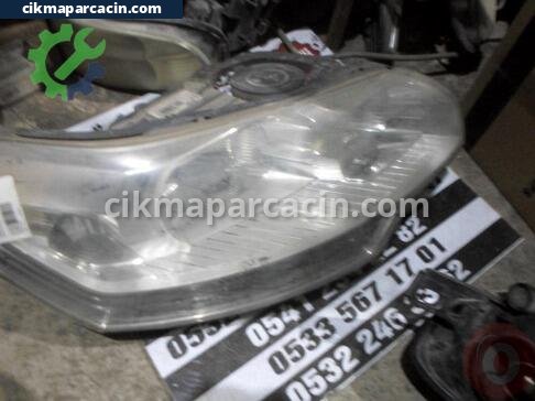 Citroen C5 Sağ Ön Far çıkma parça
