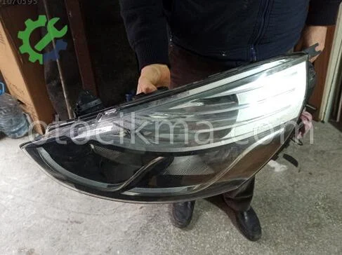 Renault Clio Far çıkma parça