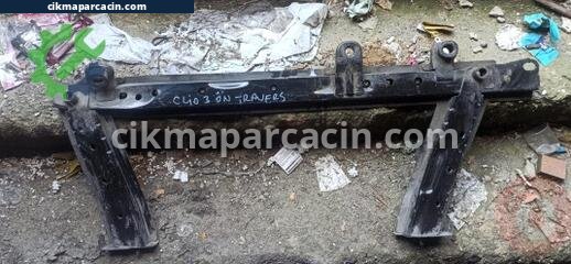 Renault Clio Travers çıkma parça
