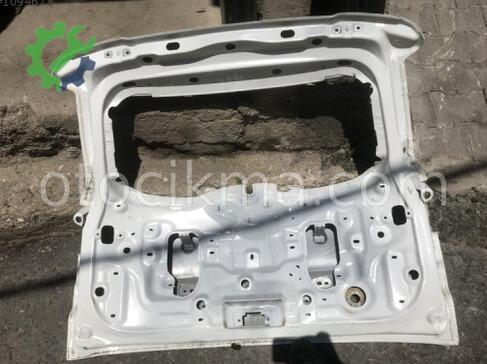 Renault Clio Bagaj çıkma parça