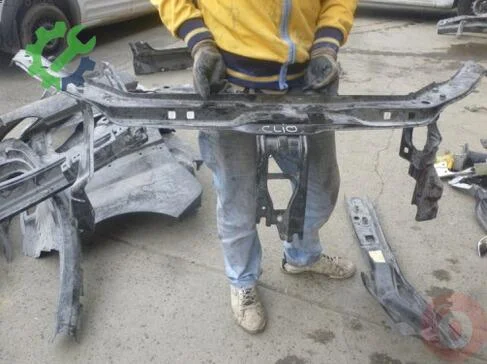 Renault Clio Ön Panel çıkma parça