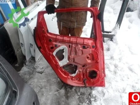 Renault Clio Sol Arka Kapı çıkma parça