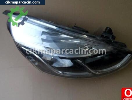 Renault Clio Sağ Ön Far çıkma parça
