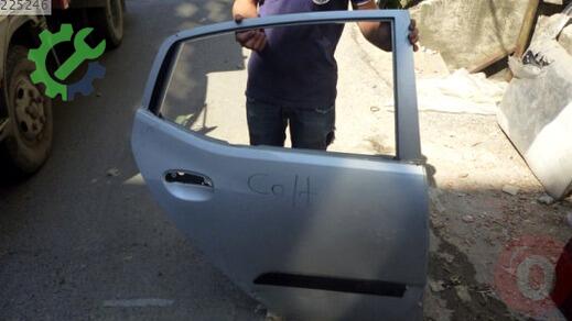 Mitsubishi Colt Sağ Arka Kapı çıkma parça