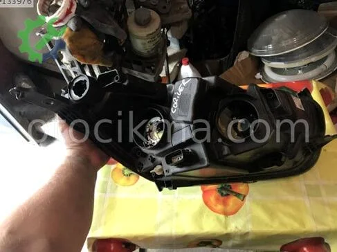Ford Tourneo Courier Far çıkma parça