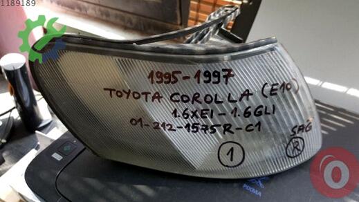 Toyota Corolla Sinyal çıkma parça