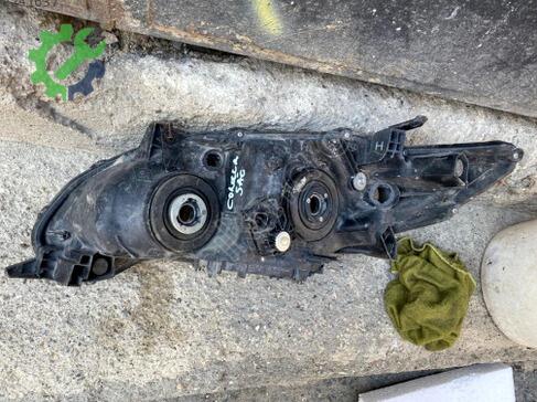 Toyota Corolla Sağ Ön Far çıkma parça