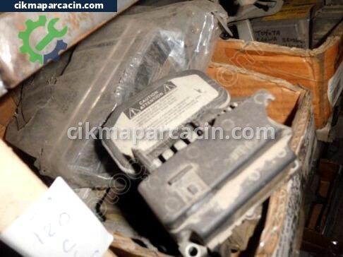 Toyota Corolla Beyin çıkma parça