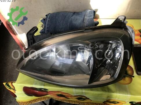 Opel Corsa Far çıkma parça