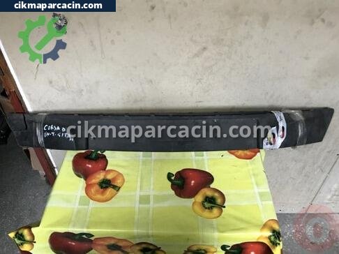 Opel Corsa Ön Tampon çıkma parça