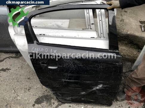 Opel Corsa Sağ Arka Kapı çıkma parça