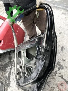 Opel Corsa Sağ Arka Kapı çıkma parça