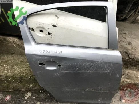 Opel Corsa Sağ Arka Kapı çıkma parça