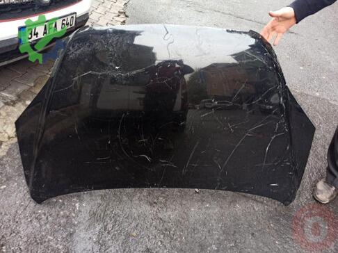 Honda CR-V Kaput çıkma parça