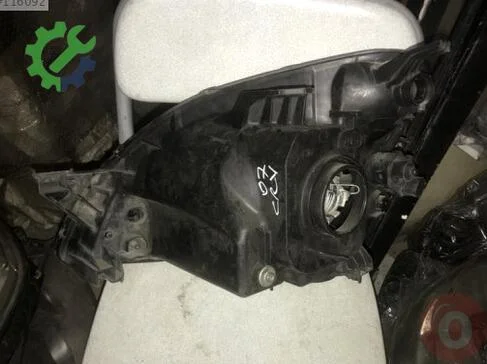 Honda CR-V Sağ Ön Far çıkma parça
