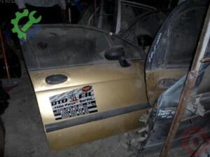 DAEWOO MATİZ 2001 ÖN SAĞ METALİK SARI KAPI AYNA ÜZERİNDE