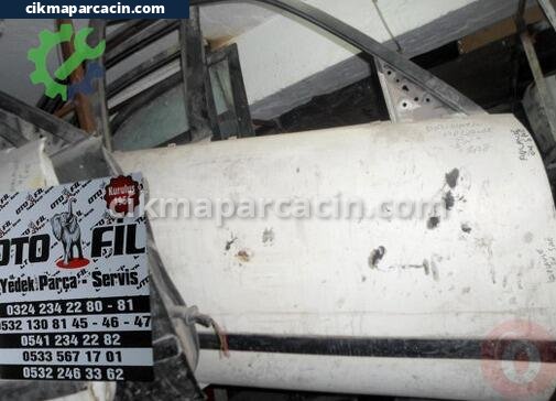 Daihatsu Applause Sağ Ön Kapı çıkma parça