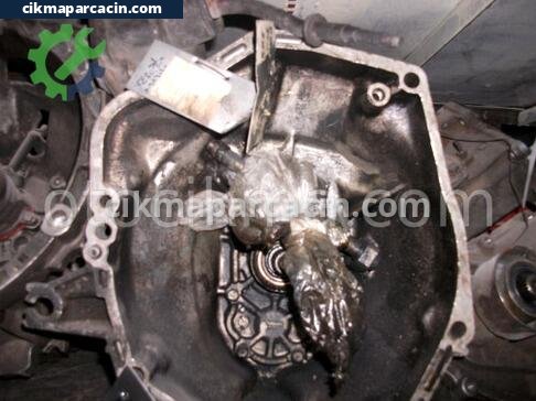 Daihatsu Feroza Şanzıman Komple çıkma parça